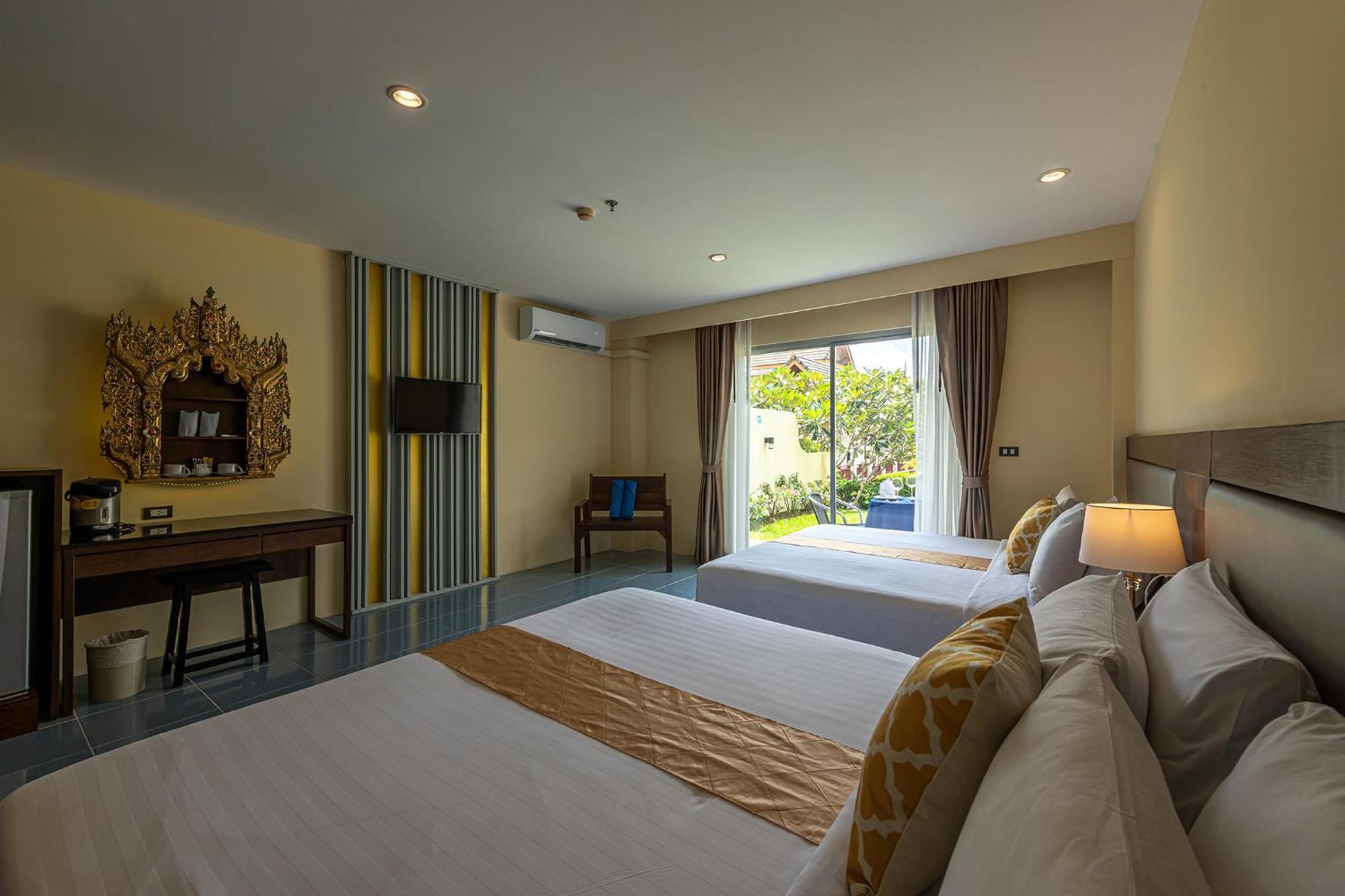 Blue Beach Grand Resort And Spa SHA Plus Rawai Exterior foto