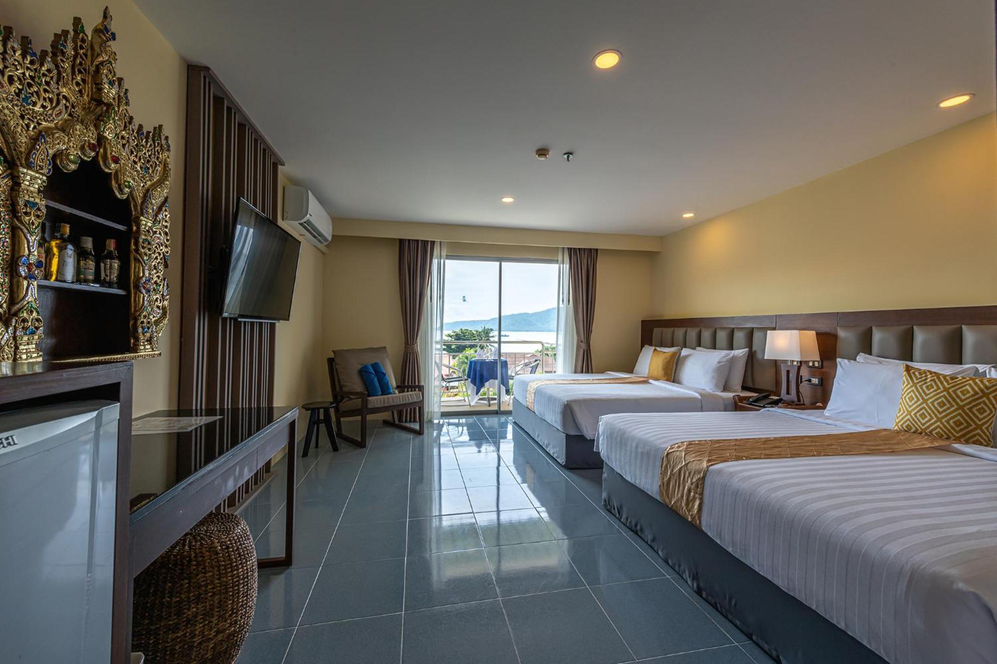 Blue Beach Grand Resort And Spa SHA Plus Rawai Exterior foto